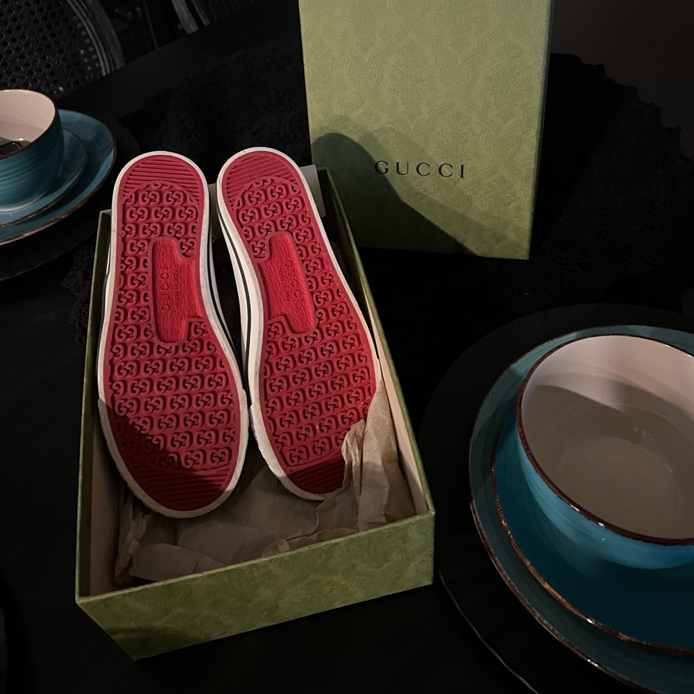 Authentic Gucci shoes